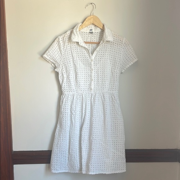 Old Navy Dresses & Skirts - Old Navy White Eyelet Shirt Dress Small